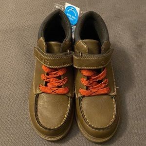 NWT Carter’s Boys Boots. Size 1 youth.